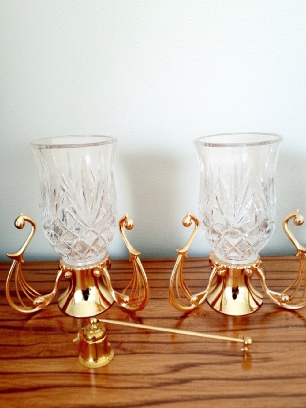Solid Brass set 2 Candlesticks candle holder glass Paperweight holder